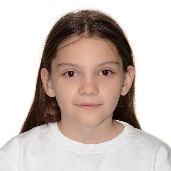 Нена Божиновска